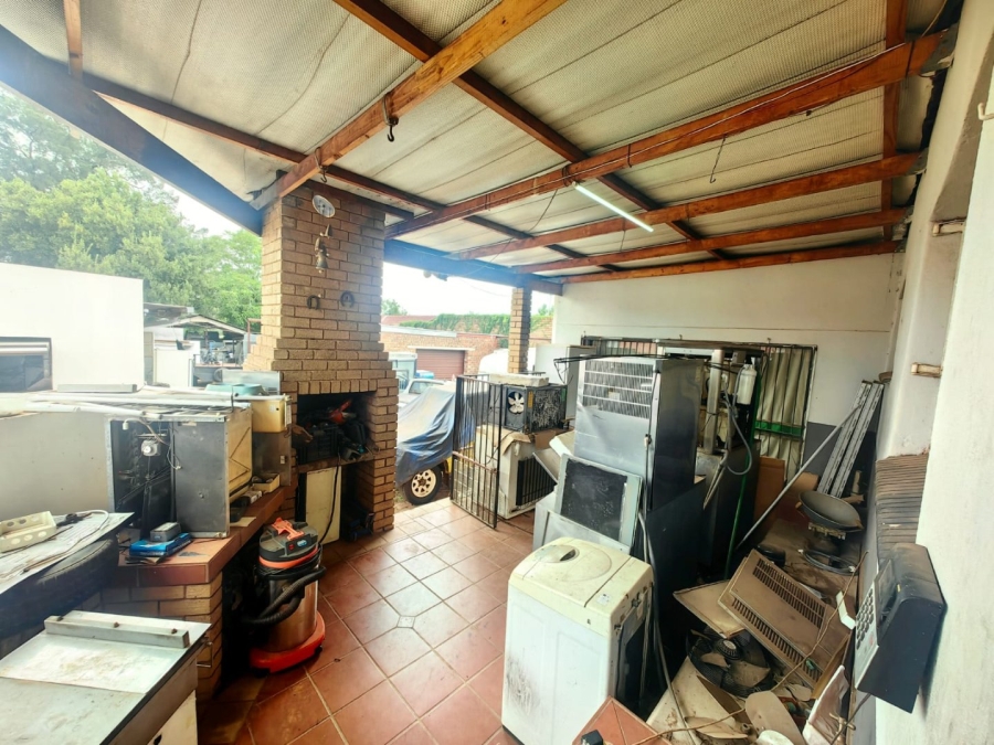  Bedroom Property for Sale in Pretoria West Gauteng
