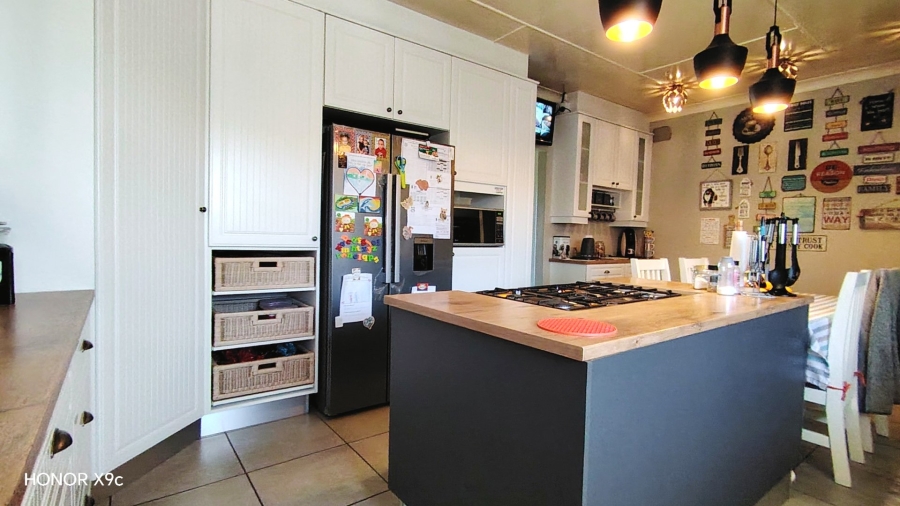 4 Bedroom Property for Sale in Rothdene Gauteng