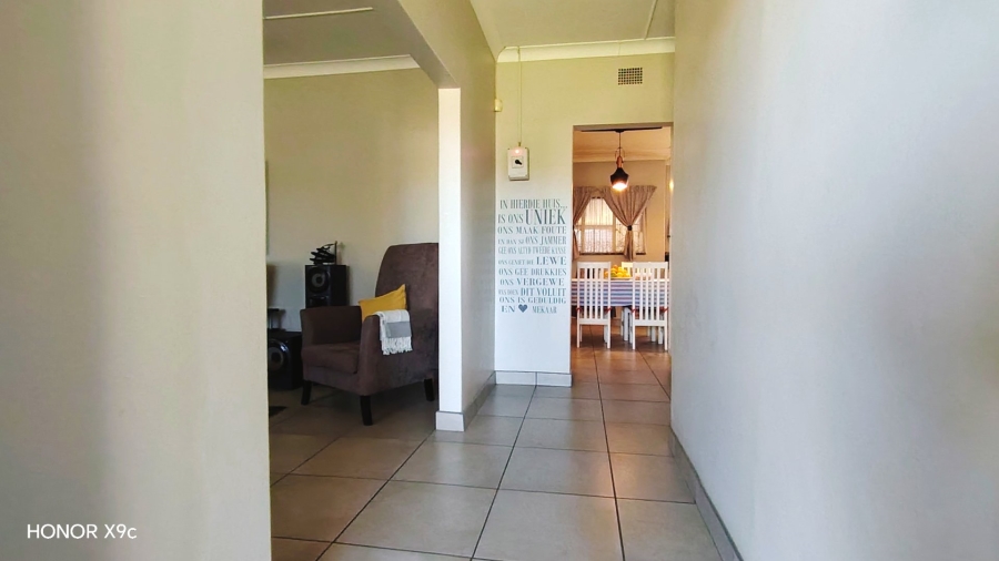 4 Bedroom Property for Sale in Rothdene Gauteng