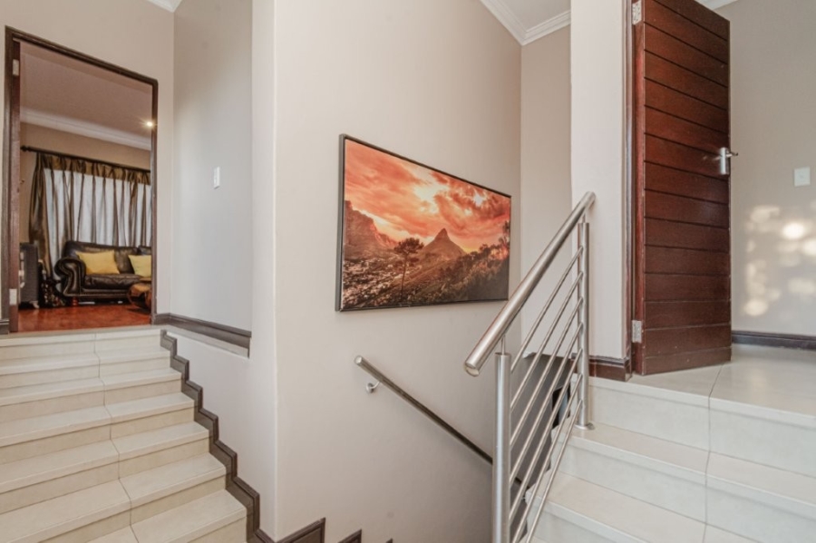 4 Bedroom Property for Sale in Noordhang Gauteng