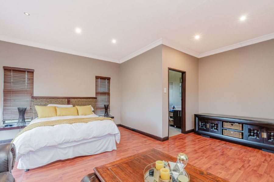 4 Bedroom Property for Sale in Noordhang Gauteng