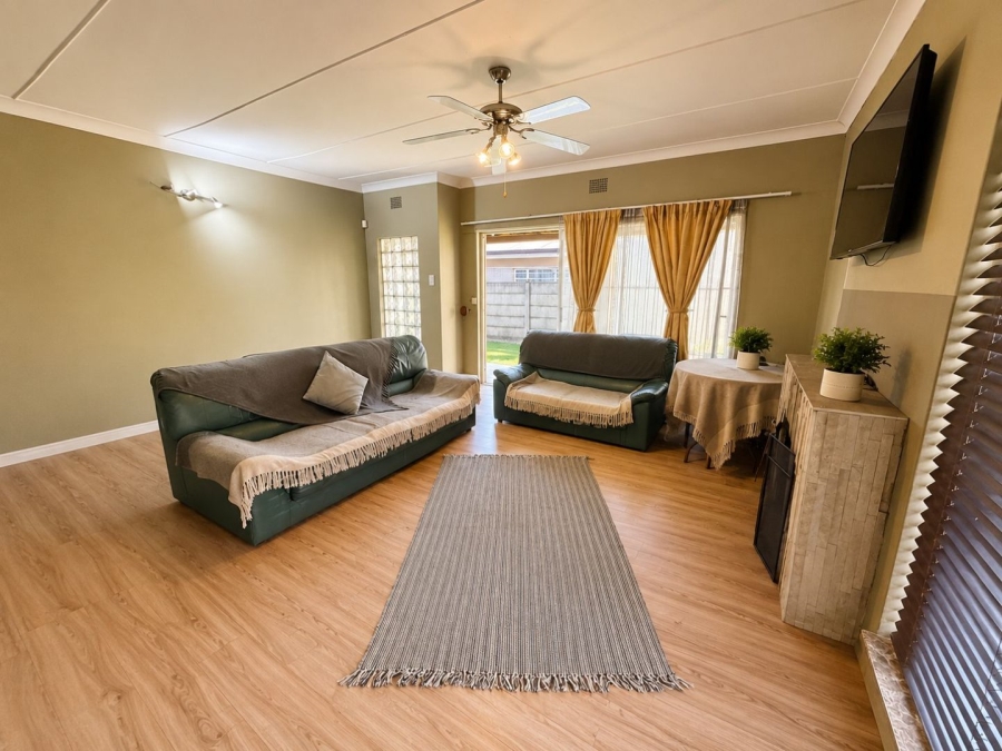 3 Bedroom Property for Sale in Vanderbijlpark SE 1 Gauteng