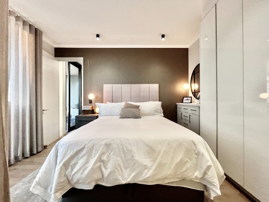 2 Bedroom Property for Sale in Waterfall Gauteng
