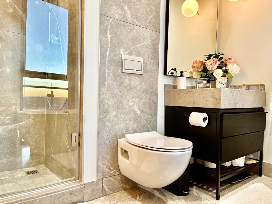 2 Bedroom Property for Sale in Waterfall Gauteng