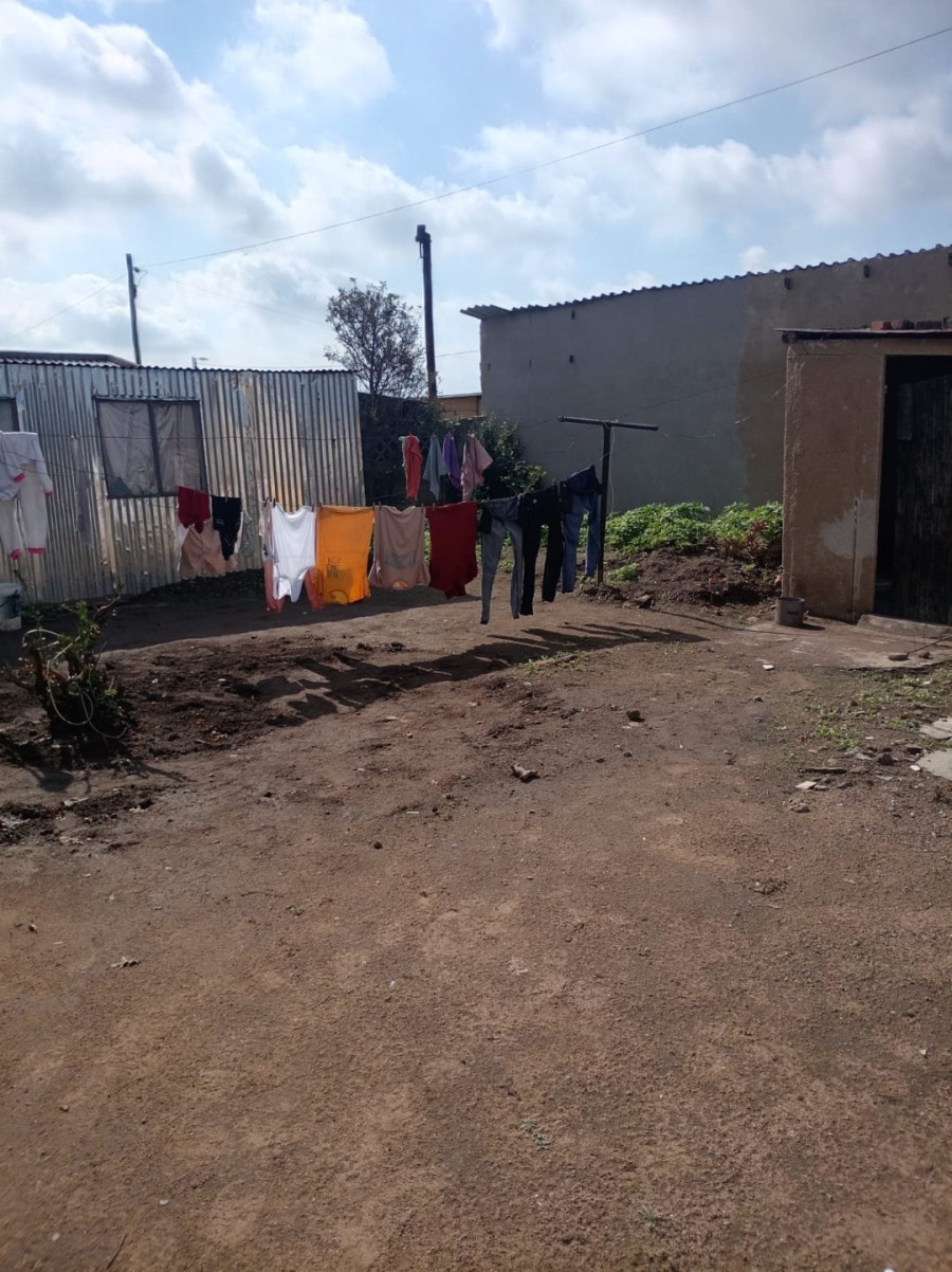 2 Bedroom Property for Sale in Daveyton Gauteng