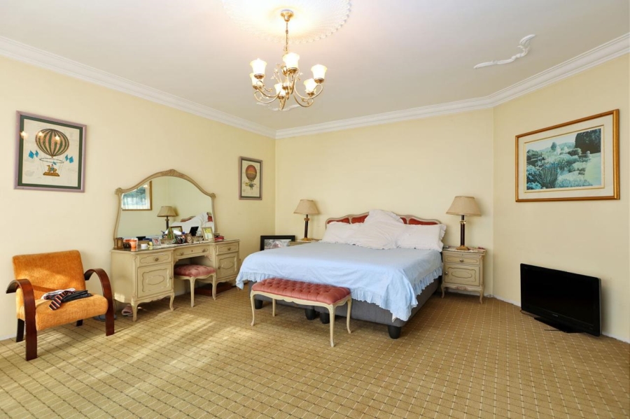 5 Bedroom Property for Sale in Country View Gauteng