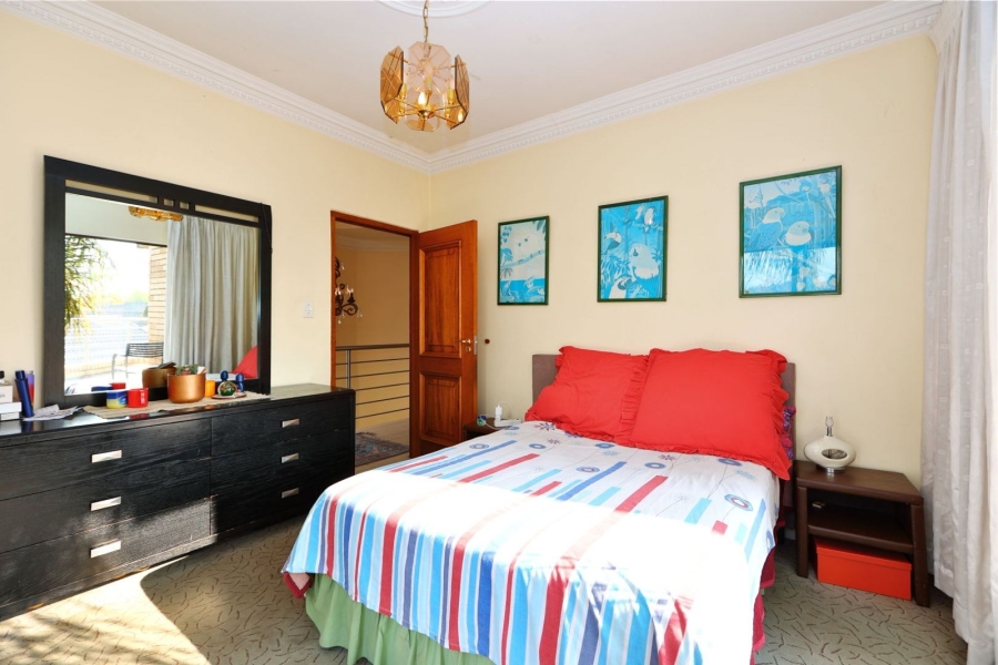 5 Bedroom Property for Sale in Country View Gauteng