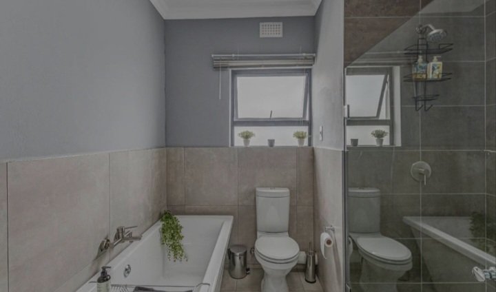 To Let 3 Bedroom Property for Rent in Waterfall Gauteng