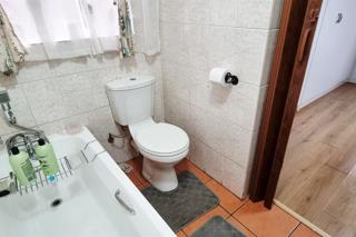 4 Bedroom Property for Sale in Glen Marais Gauteng