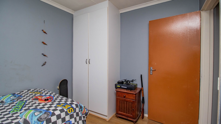 4 Bedroom Property for Sale in Glen Marais Gauteng