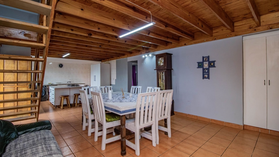 4 Bedroom Property for Sale in Glen Marais Gauteng