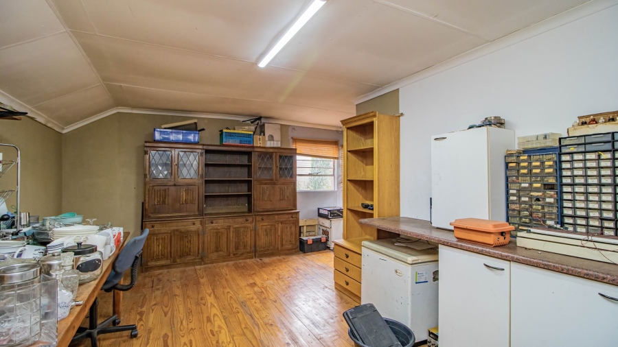 4 Bedroom Property for Sale in Glen Marais Gauteng