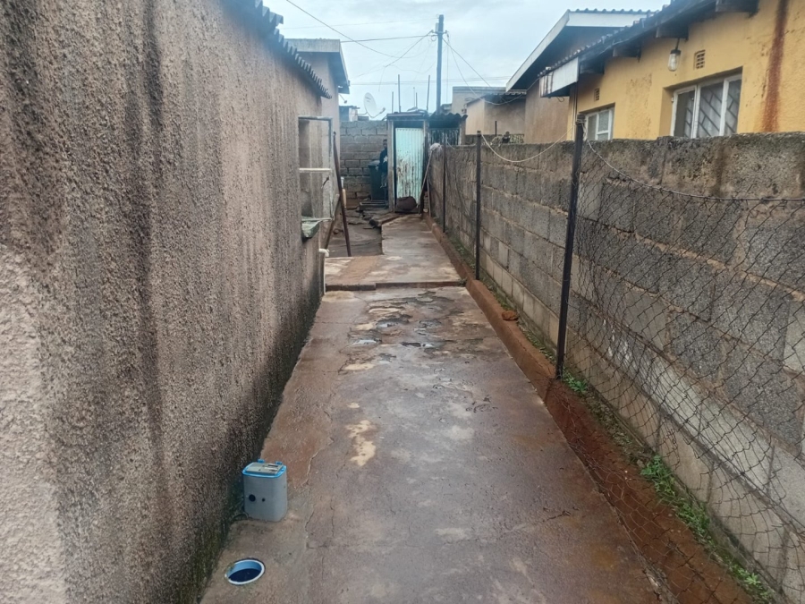 4 Bedroom Property for Sale in Jabulani Gauteng