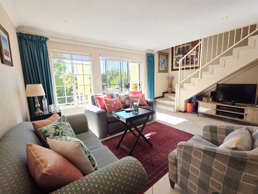 2 Bedroom Property for Sale in La Montagne Gauteng