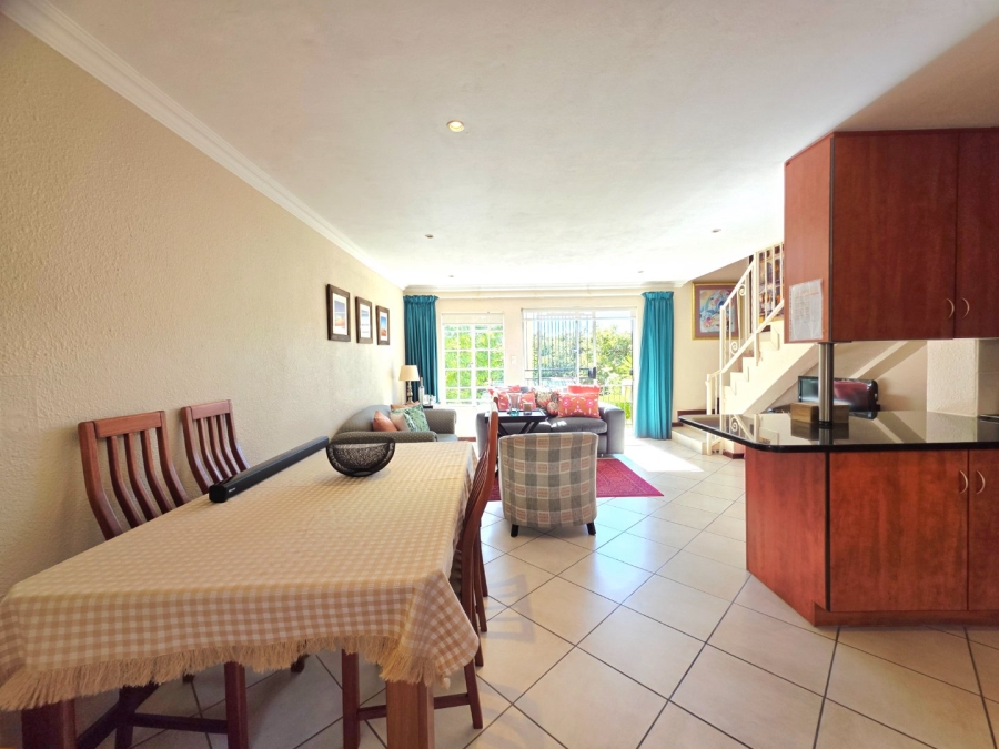 2 Bedroom Property for Sale in La Montagne Gauteng