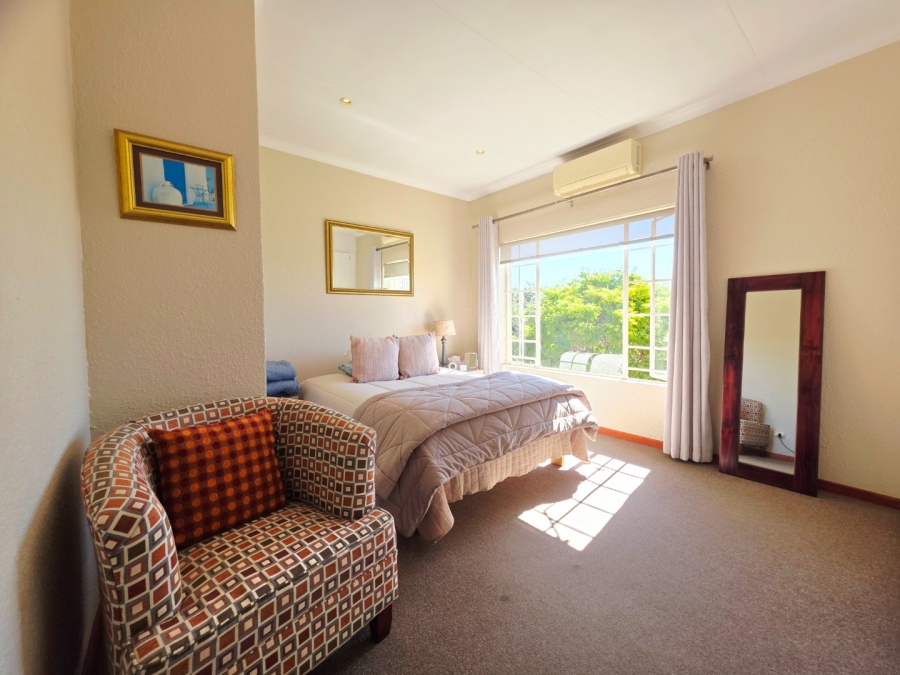 2 Bedroom Property for Sale in La Montagne Gauteng