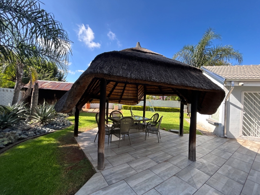 To Let 3 Bedroom Property for Rent in Sunward Park Gauteng