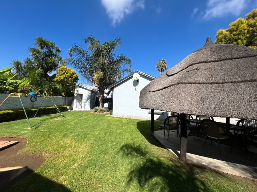 To Let 3 Bedroom Property for Rent in Sunward Park Gauteng