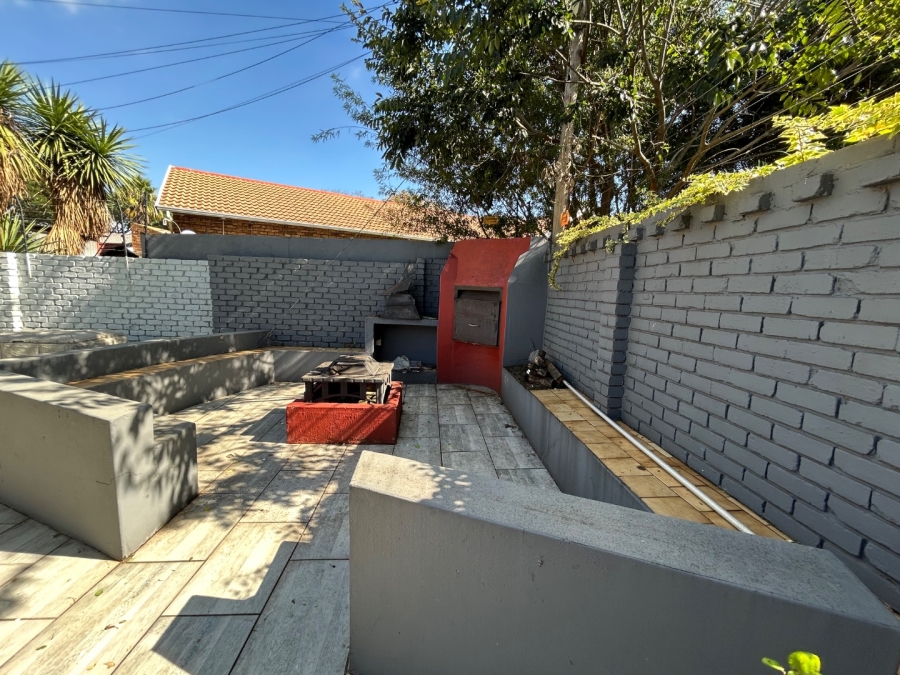 To Let 3 Bedroom Property for Rent in Sunward Park Gauteng