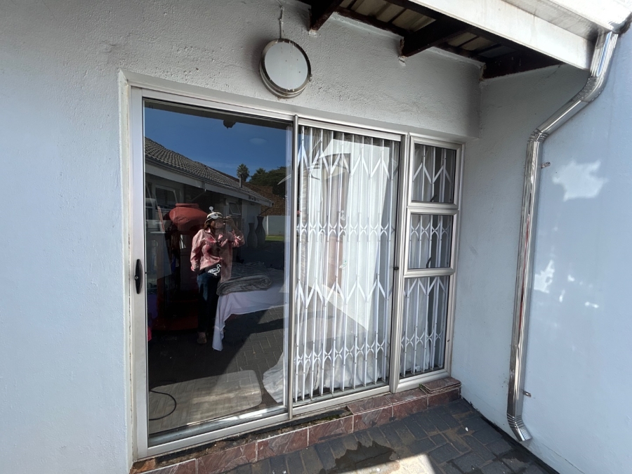 To Let 3 Bedroom Property for Rent in Sunward Park Gauteng