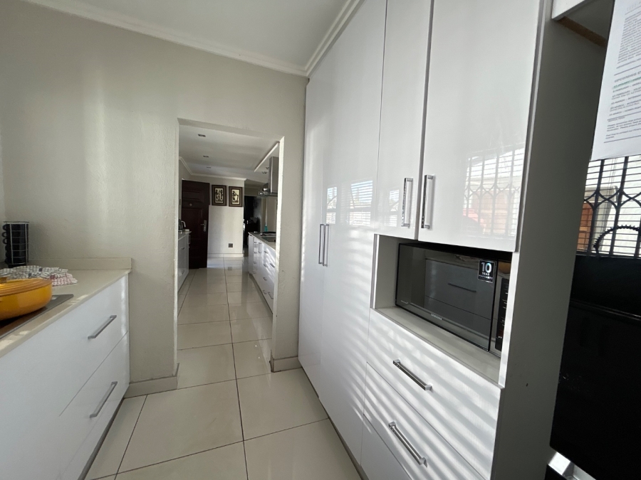 To Let 3 Bedroom Property for Rent in Sunward Park Gauteng