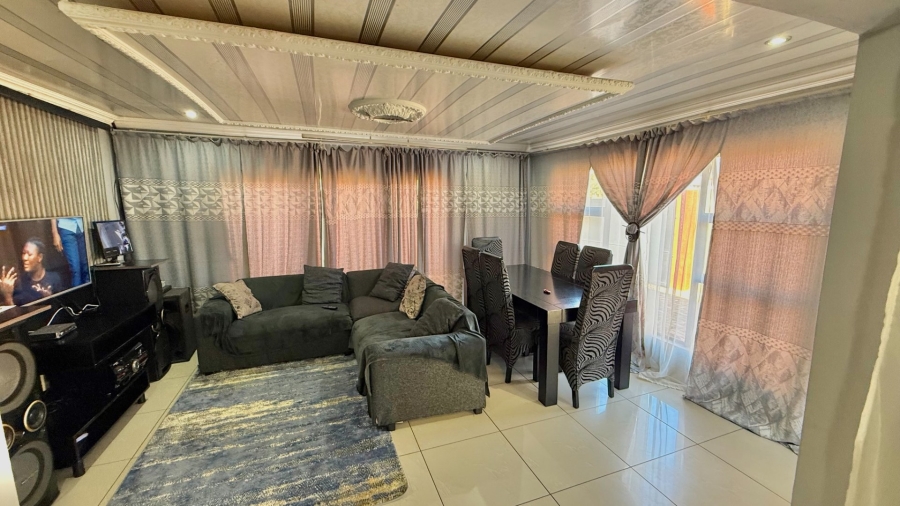 3 Bedroom Property for Sale in Goudrand Gauteng