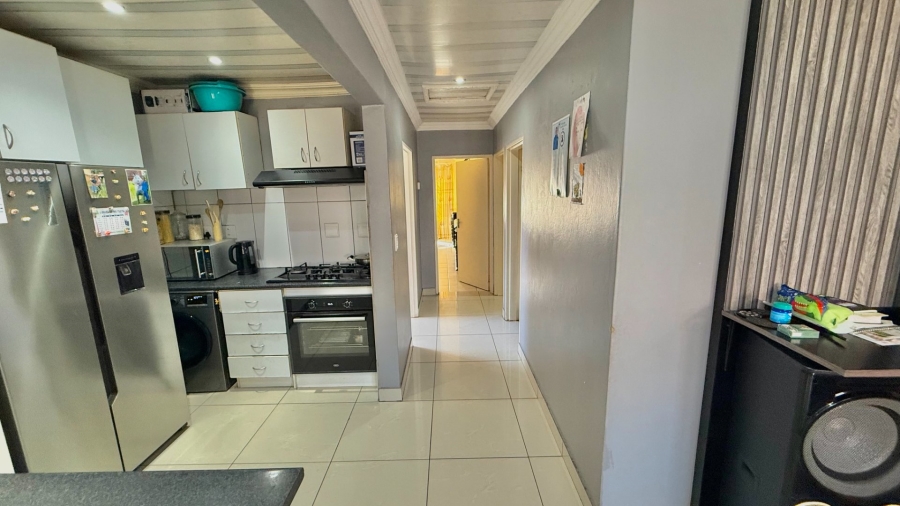 3 Bedroom Property for Sale in Goudrand Gauteng