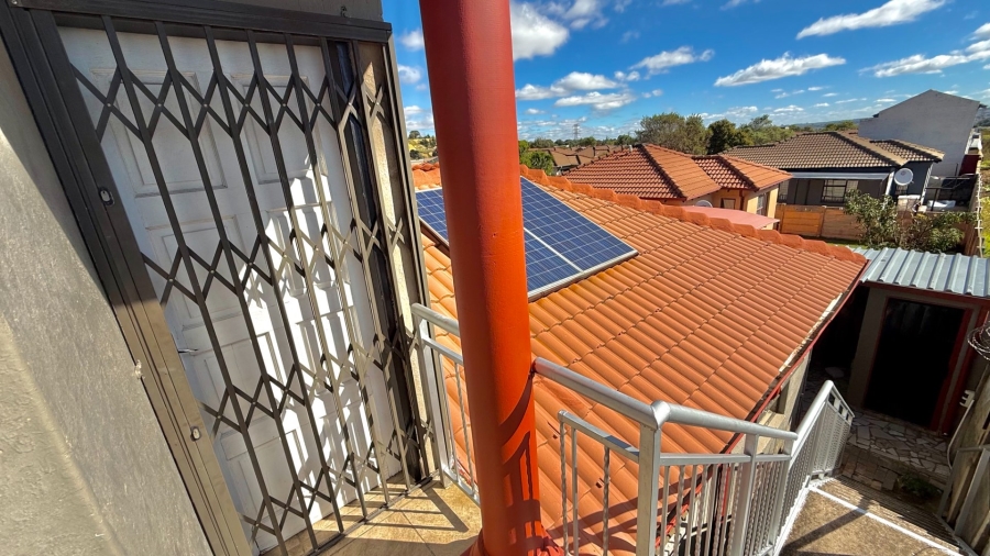3 Bedroom Property for Sale in Goudrand Gauteng