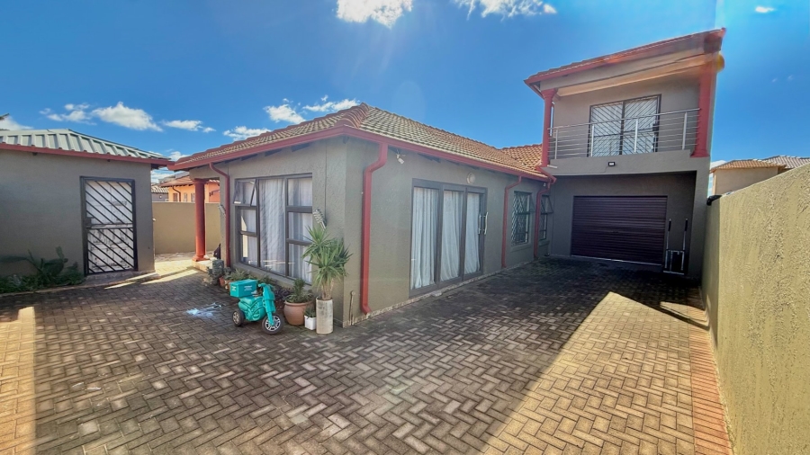 3 Bedroom Property for Sale in Goudrand Gauteng