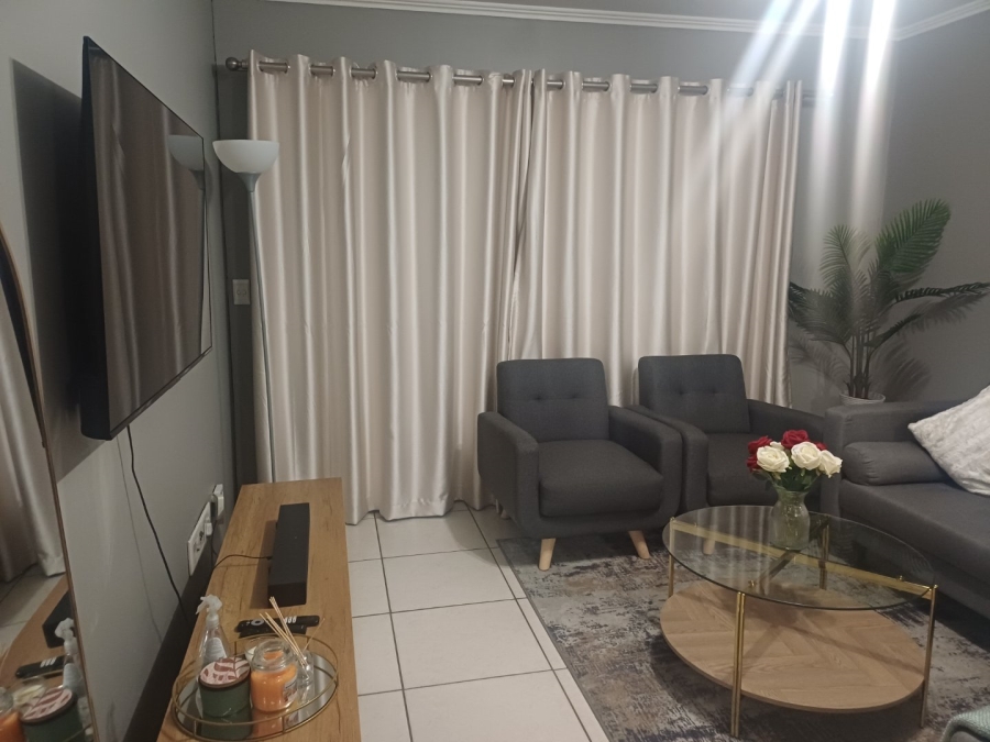 2 Bedroom Property for Sale in Acacia Gauteng