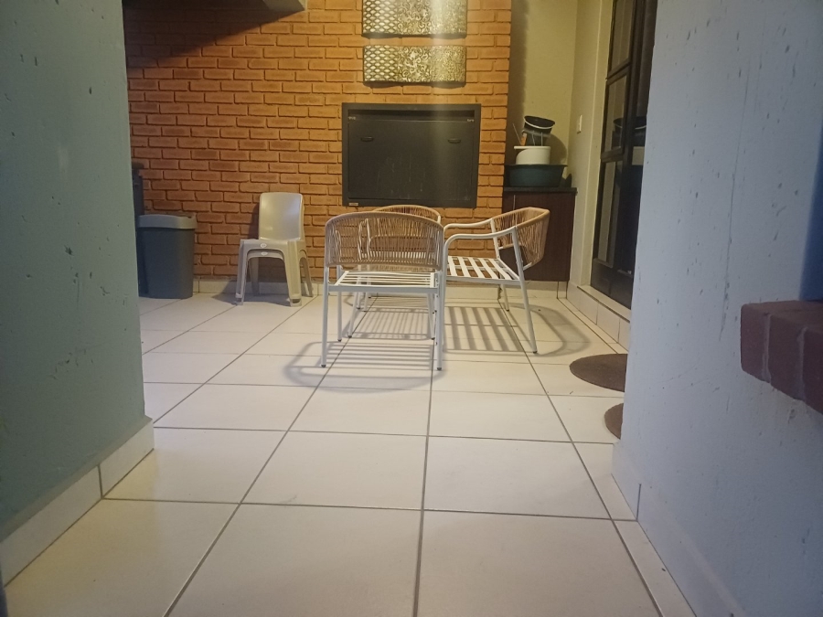 2 Bedroom Property for Sale in Acacia Gauteng