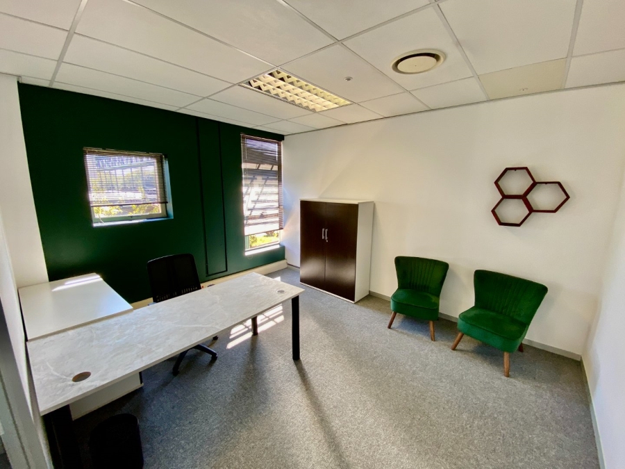 To Let Commercial Property for Rent in Die Hoewes Gauteng
