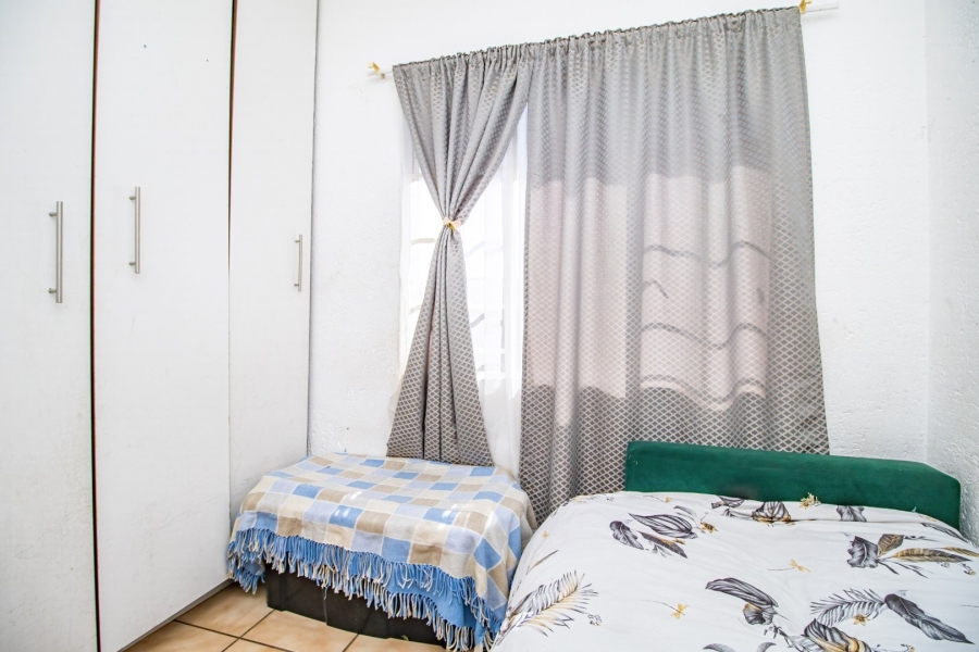 2 Bedroom Property for Sale in Eden Glen Gauteng