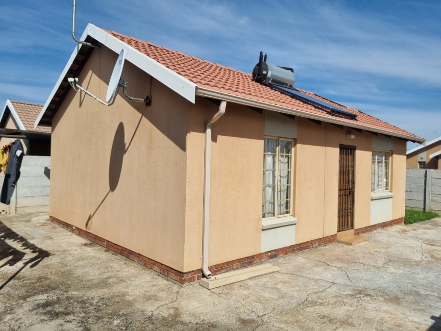 2 Bedroom Property for Sale in Sky City Gauteng
