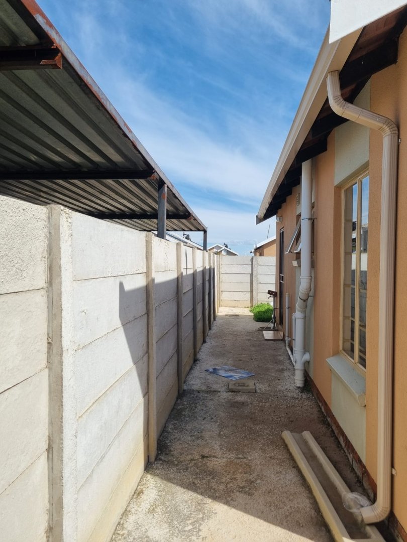 2 Bedroom Property for Sale in Sky City Gauteng
