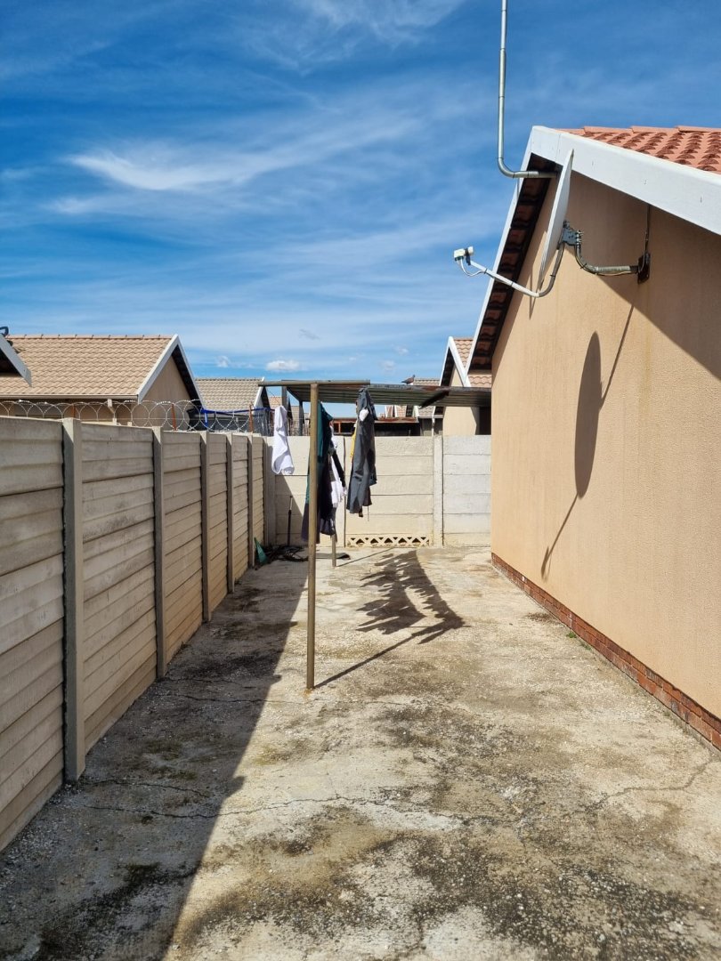 2 Bedroom Property for Sale in Sky City Gauteng