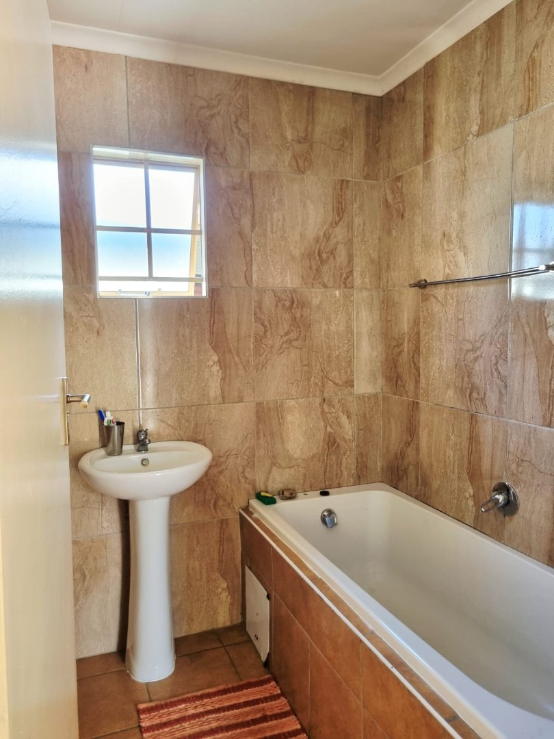 2 Bedroom Property for Sale in Sky City Gauteng