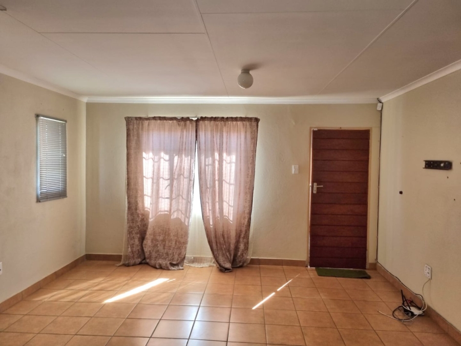 2 Bedroom Property for Sale in Sky City Gauteng