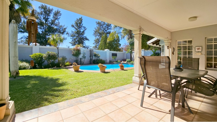 3 Bedroom Property for Sale in Three Rivers Proper Gauteng