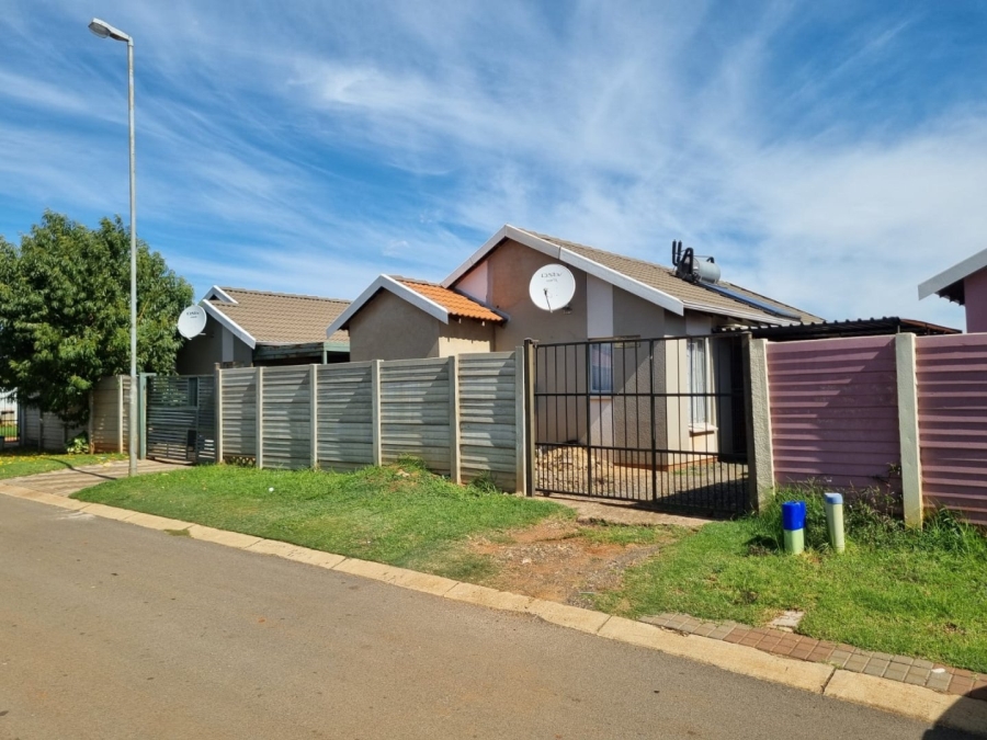  Bedroom Property for Sale in Sky City Gauteng