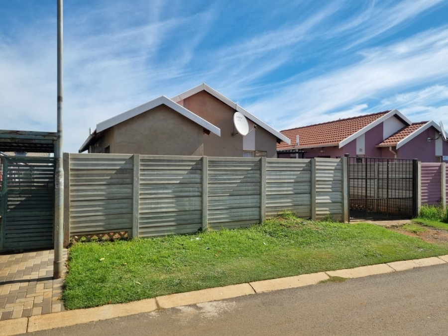  Bedroom Property for Sale in Sky City Gauteng