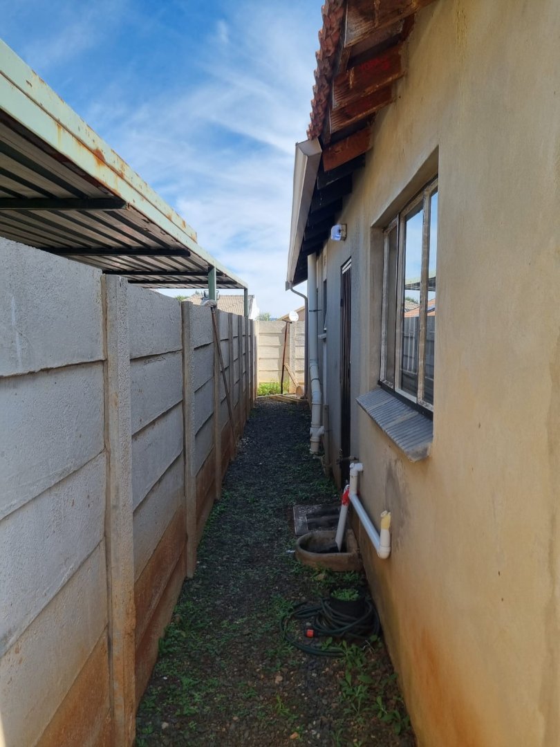  Bedroom Property for Sale in Sky City Gauteng