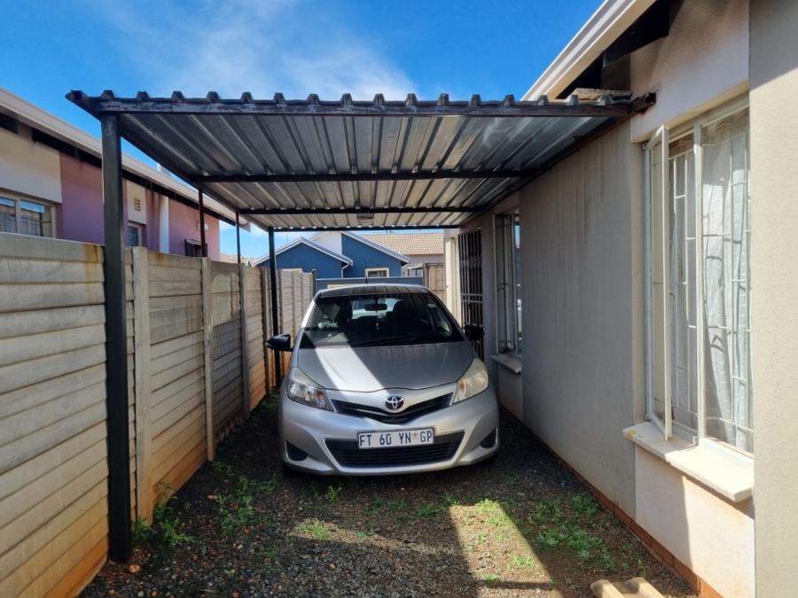  Bedroom Property for Sale in Sky City Gauteng