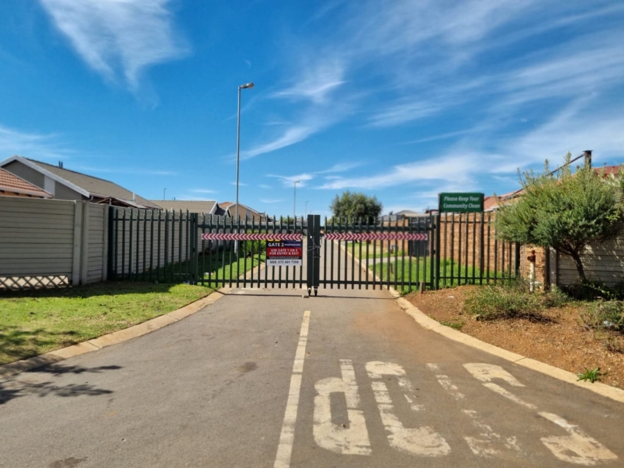  Bedroom Property for Sale in Sky City Gauteng