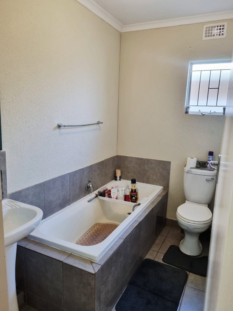  Bedroom Property for Sale in Sky City Gauteng