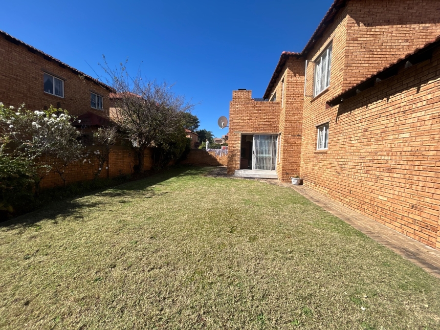 3 Bedroom Property for Sale in Kyalami Hills Gauteng