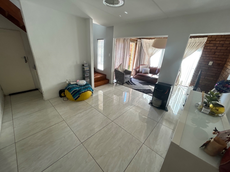 3 Bedroom Property for Sale in Kyalami Hills Gauteng
