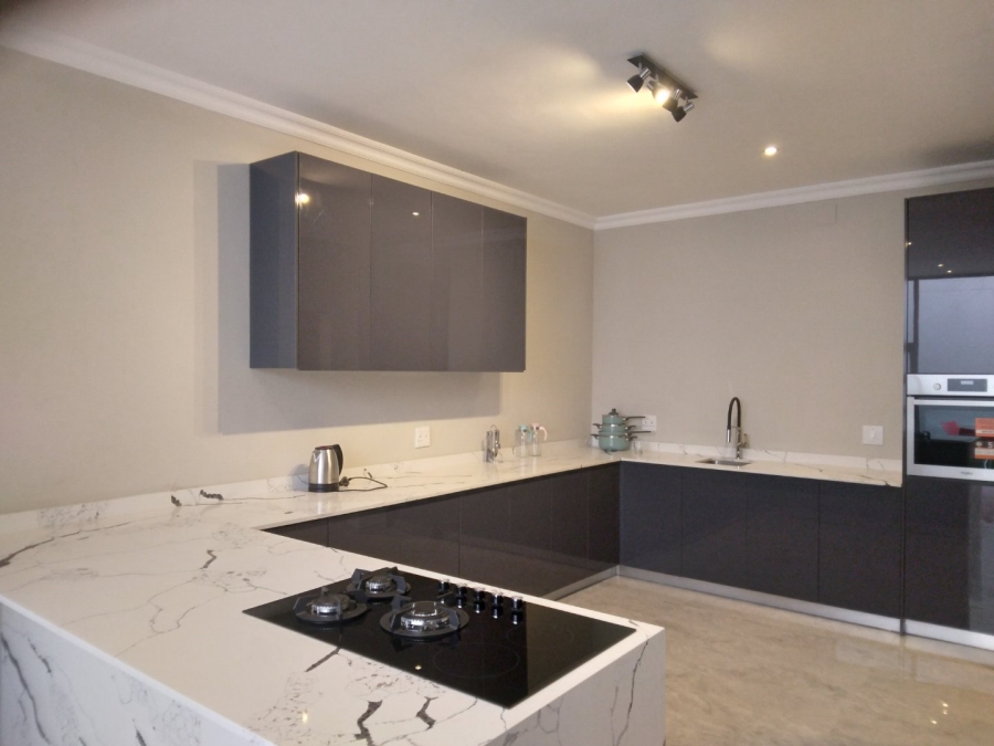 5 Bedroom Property for Sale in Hyde Park Gauteng