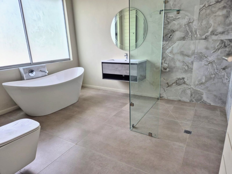 5 Bedroom Property for Sale in Hyde Park Gauteng
