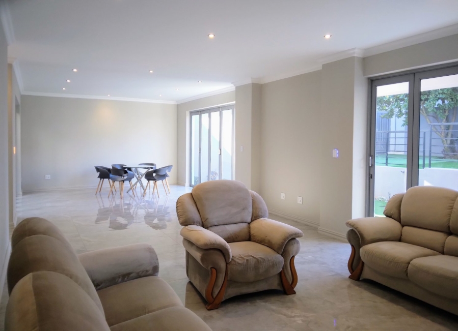 5 Bedroom Property for Sale in Hyde Park Gauteng